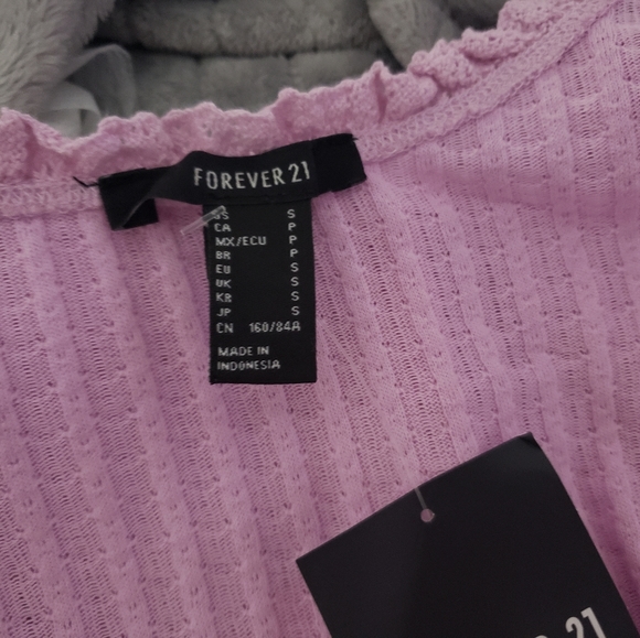 Mauve Crop Top - Picture 2 of 3